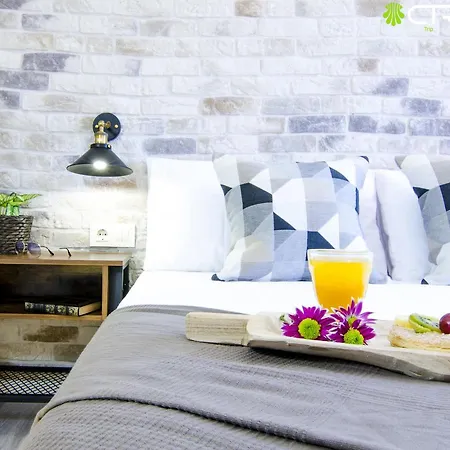 Apartment Con Parking, Localizacion Sensacional *